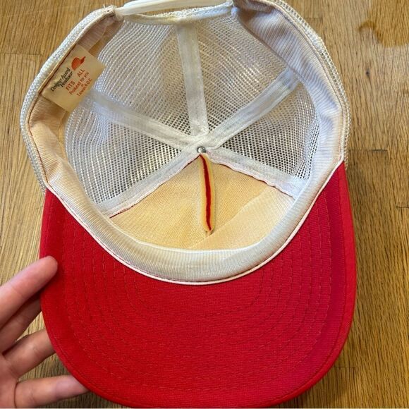 Vintage Vess Soda Foam Front Trucker SnapBack Hat - Picture 7 of 8